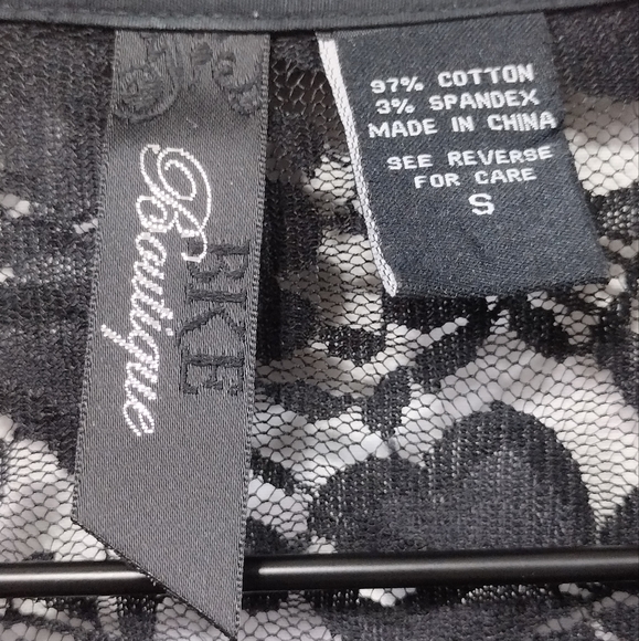 BKE Lace Floral Embellished Button Shirt Womens S Black Silver Boho Retro 90s - Picture 7 of 7